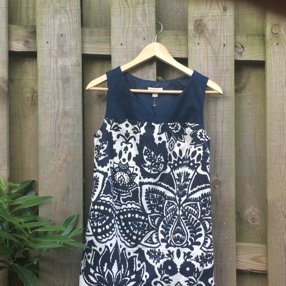 Vintage Dress - Picture 2 of 8